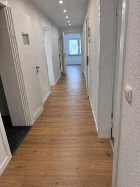 Foto - Erdgeschoss-Erstbezug nach Sanierung: 4,5 Zimmer-Wohnung zentral