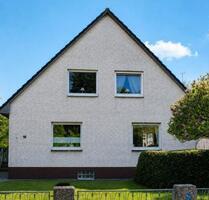 Großzügiges Einfamilienhaus mit Vollkeller und Doppelgarage - Klein Wesenberg