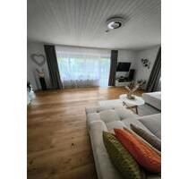5-Zimmer-Erdgeschosswohnung mit Garten,in 3 Familien Haus - Thaining