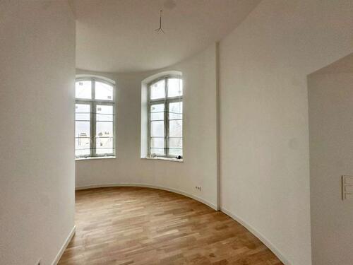 Foto - *** Attraktive 2-Raum-Wohnung im sanierten Gymnasiumgebäude ***