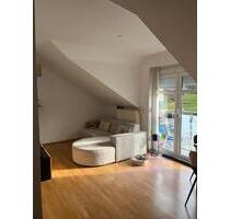 2 Zimmer Dachgeschosswohnung mit Balkon, Melsungen ab 01.02.2026