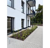 Neubau Erstbezug Praktische 2-Zimmer-Wohnung mit Terrasse im EG mit Einbauküche - Berlin Treptow-Köpenick