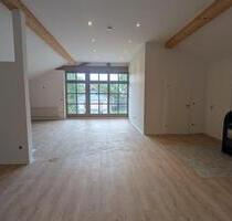 3-Zimmer Mietwohnung im 4-Parteienhaus - Neumarkt-Sankt Veit
