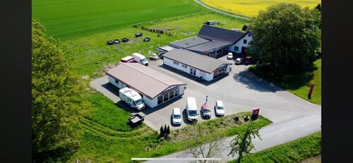 Foto - Wohnmobil Wohnwagen Boot Stellplatz in Hille