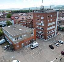 Helles Büro mitten in Göppingen mit Weitblick