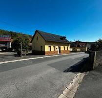 Komplett entkerntes Einfamilienhaus Kronach OT Fischbach