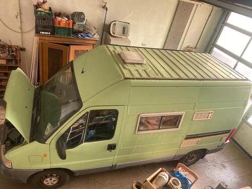 Foto - Werkstatt Atelier mit Rolltor & Starkstrom