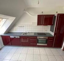 Gifhorn-Süd, 4-Zimmerwohnung mit Balkon, Einbauküche, KFZ-Stellpl