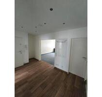 3 Z Wohnung Erdgeschoss Balkon inkl Garage. in Seelze (Hannover) - Garbsen