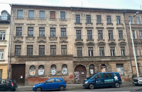 Foto - Zum Verkauf: Zwei sanierungsbedürftige Mehrfamilienhäuser