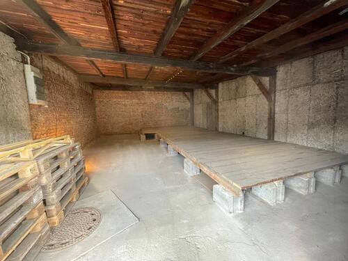 Foto - Lagerhalle zu vermieten - 180,00&nbsp;EUR Kaltmiete,