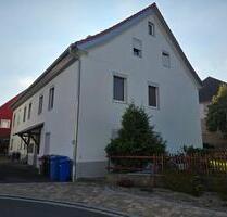 2-Zimmer-Wohnung - 425,00 EUR Kaltmiete, in Himmelkron (PLZ: 95502)