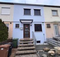 Reihenmittelhaus - 495.000,00&nbsp;EUR Kaufpreis, ca.&nbsp; 110,00&nbsp;m&sup2; in Cadolzburg (PLZ: 90556)