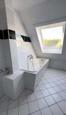 Foto - Gemütliche 3- Zimmer Dachgeschosswohnung