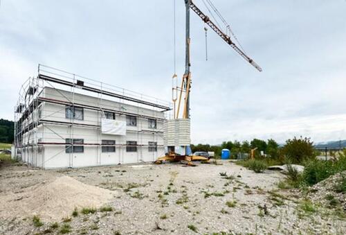 Foto - Teilbare Erdgeschoss BüroPraxis Ebene mit Parkflächen in 92360