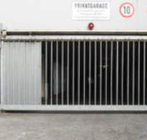 ABGESCHLOSSENE GARAGE MIT LICHT UND STROM STUTTGART ROT