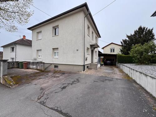 Foto - 3 Zimmer EG Wohnung mit Kamin Terrasse Gartenanteil und Parkplatz