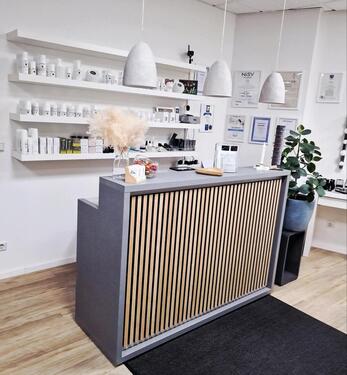 Foto - Raum für Nageldesign, Fusspflege, Tattoo, Permanent & Massage