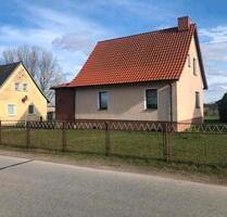 Haus zum Verkauf in ruhiger Lage, Mecklenburger Seenplatte - Eldetal