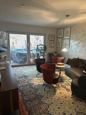 Foto - EG Wohnung mit Garten und 2 Tiefgaragenplätzen frisch renoviert