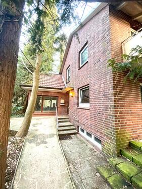 Foto - Volksdorf: Kernsanierungsobjekt in Sackgasse