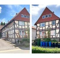 Mehrfamilienhaus, Nebengeb. und Baugrundstück in Wöllmarshausen - Gleichen