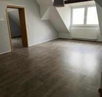 Schöne Wohnung in Oberdorla - 600,00&nbsp;EUR Kaltmiete, ca.&nbsp; 90,00&nbsp;m&sup2; in Vogtei (PLZ: 99986)