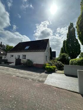 Foto - 2,5 Zi-Wohnung in 2-Familienwohnhaus mit separatem Eingang, eigenem Garten & Carport in Breitenburg-Nordoe 