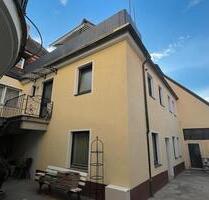 Ruhige Altstadtwohnung mit Balkon - 92,5 m2 2 Etage - Rothenburg ob der Tauber