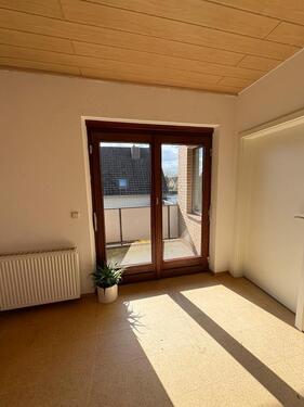 Foto - Attraktive 3-Zimmer-Dachgeschosswohnung mit Balkon