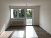 Foto - Großzügige 3-Zimmerwohnung mit Fahrstuhl und Balkon!