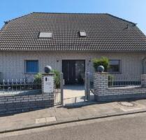 Provisionsfrei! Einfamilienhaus in Elsdorf Tollhausen
