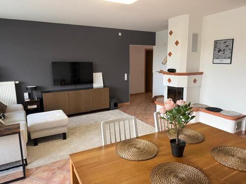 Foto - Großzügige 5-Zimmer-Maisonette-Wohnung in St. Arnual