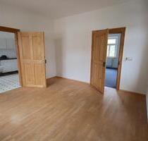 Schöne 2-Zi.-Altbau-Wohnung mit Wohnküche in Hausham