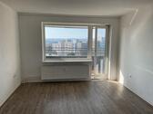 Foto - Großzügige 3-Zimmer-Wohnung mit Balkon kurzfristig verfügbar.