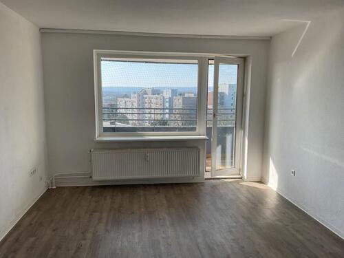 Foto - Großzügige 3-Zimmer-Wohnung mit Balkon kurzfristig verfügbar.