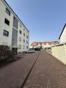 Foto - Erdgeschoss 2-ZKB 65qm + Hobbyraum 20qm + PKW-Stellplatz + Balkon