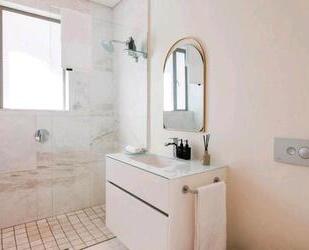 WG Zimmer in Mitte [Nähe Friedrichstr.Alexander Platz] - Berlin Neukölln