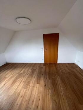 Foto - 2.5 Zimmer Dachgeschoßwohnung zur Miete in Herzogenaurach