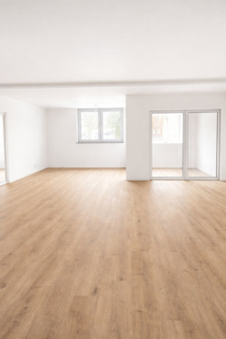 Foto - Hochwertige, neu renovierte 3,5 Zi-Whg Sulz-Glatt, EG inkl. EBK