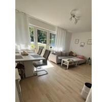 ZU SOFORT, 1 OG, 3-Zimmer, Einbauküche, Südbalkon - Detmold Hakedahl