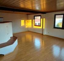 Dachgeschoss Wohnung - 960,00&nbsp;EUR Kaltmiete, ca.&nbsp; 96,00&nbsp;m&sup2; in Bürgstadt (PLZ: 63927)