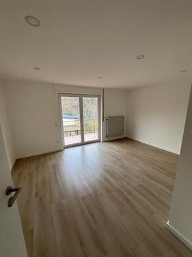 Foto - Kernsanierte 3 Zimmer Wohnung - 900,00 EUR Kaltmiete,