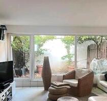 04.06 - 17.07 - 1.000,00&nbsp;EUR Kaltmiete, ca.&nbsp; 40,00&nbsp;m&sup2; in Köln (PLZ: 50937) Lindenthal
