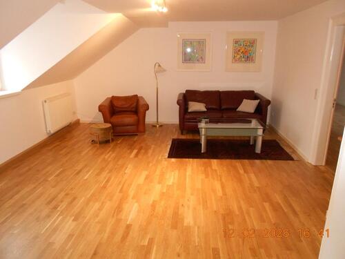 Foto - Möbilierte, stilvoll u. komfortabel sanierte Dachgeschoßwohnung