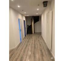 Riesige, neu entstandene Traumwohnung im Dachgeschoß mit Küche - Werdau