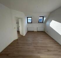 Neu Renovierte 3-Zimmer-Dachgeschosswohung in Chemnitz