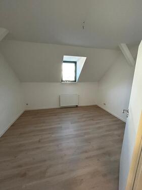 Foto - 3 Zimmer Dachgeschoßwohnung zur Miete in Chemnitz