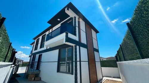 Foto - Moderne Villa mit privatem Pool auf Avşa Adası – Çiftlik
