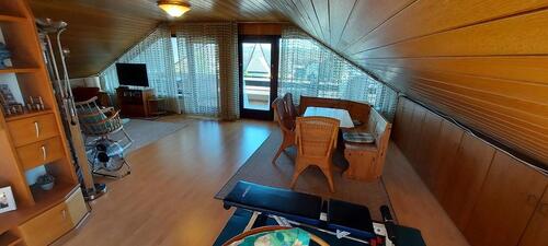 Foto - Möblierte 2,5-Zi DG-Wohnung mit Balkon und Garage in Offenburg